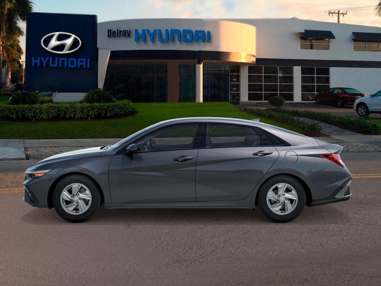 Hyundai Elantra Se - Thumbnail 4