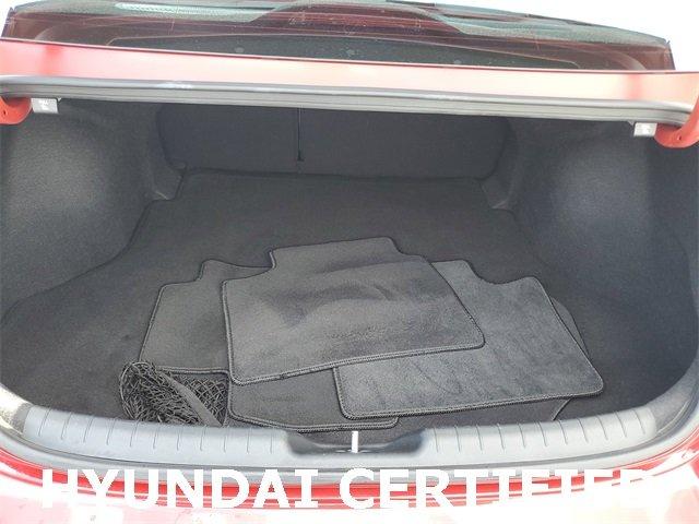 Hyundai Elantra Limited - Thumbnail 11