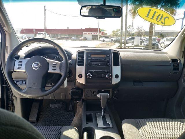 Nissan Frontier - Thumbnail 10