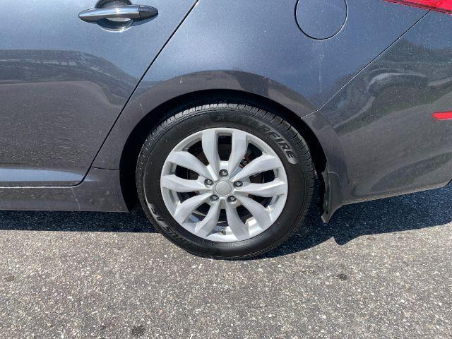 Kia Optima - Thumbnail 5