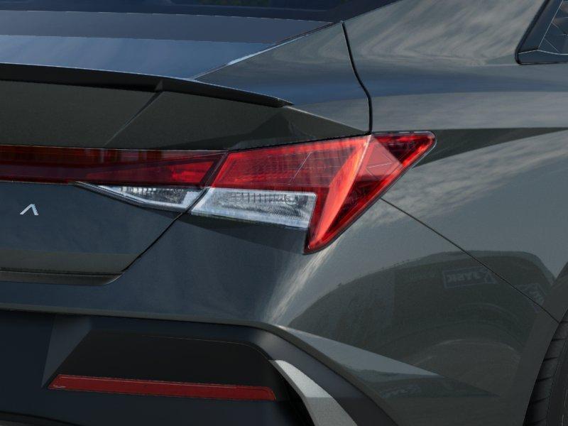 Hyundai Elantra Sel Sport Premium - Thumbnail 11