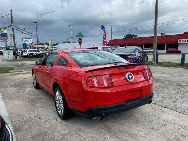 Ford Mustang - Thumbnail 6