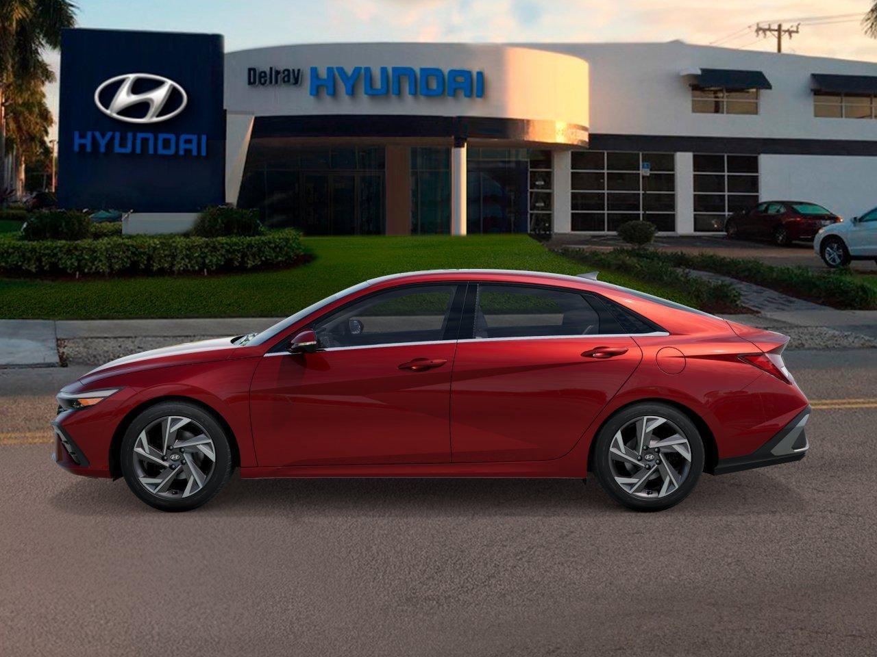 Hyundai Elantra Limited - Thumbnail 4