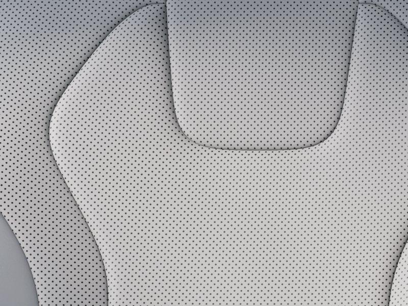 Hyundai Elantra Limited - Thumbnail 18