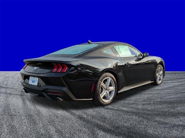 Ford Mustang Ecoboost® Premium Fastback - Thumbnail 5