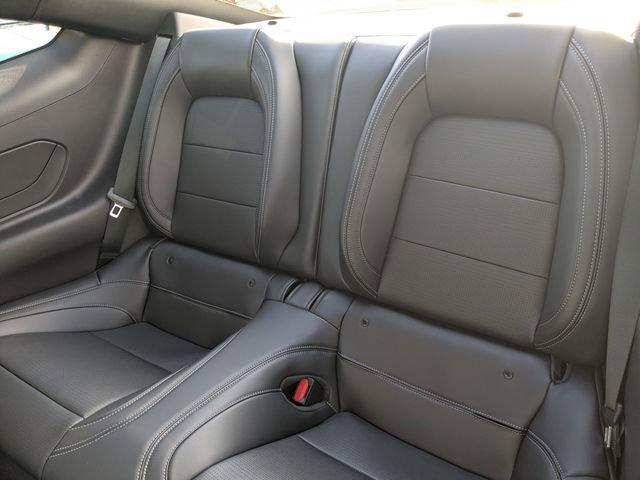 Ford Mustang Ecoboost® Premium Fastback - Thumbnail 12