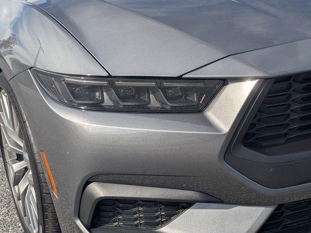 Ford Mustang Ecoboost® Premium Fastback - Thumbnail 10