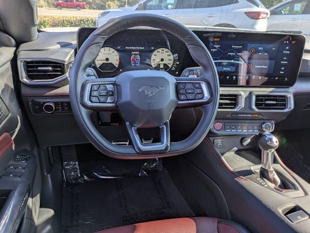 Ford Mustang Gt Premium Convertible - Thumbnail 15