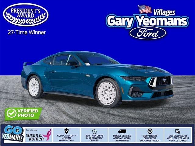 Ford Mustang Gt Premium Fastback - Thumbnail 2
