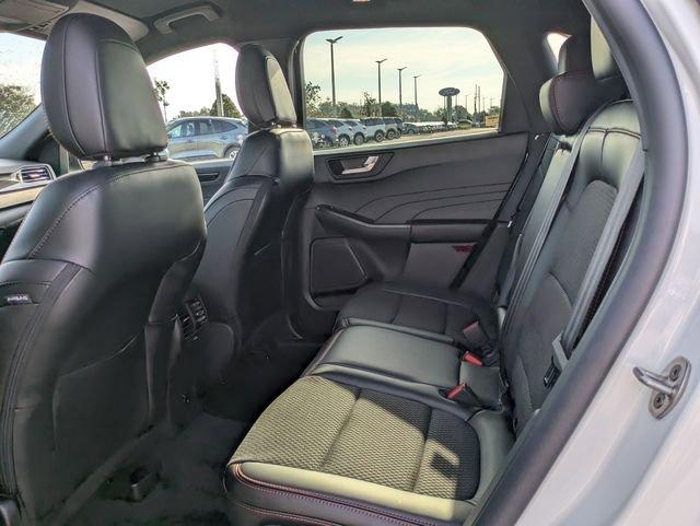 Ford Escape St-Line - Thumbnail 14