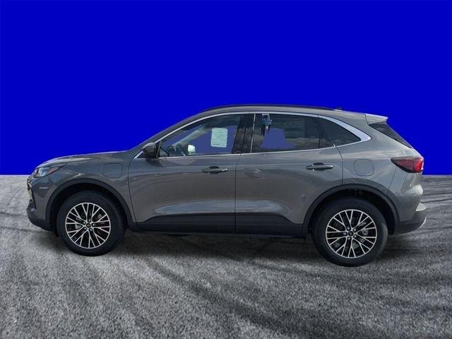 Ford Escape Plug-In Hybrid - Thumbnail 8