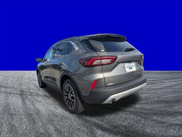 Ford Escape Plug-In Hybrid - Thumbnail 7