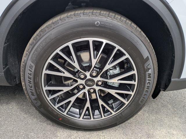 Ford Escape Plug-In Hybrid - Thumbnail 13