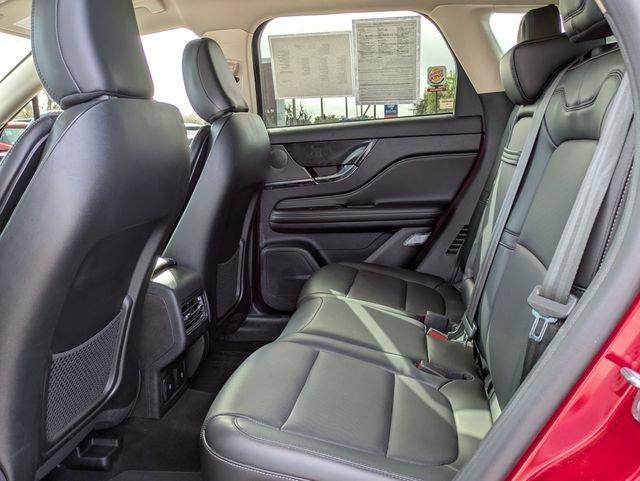 Lincoln Corsair Premiere - Thumbnail 16