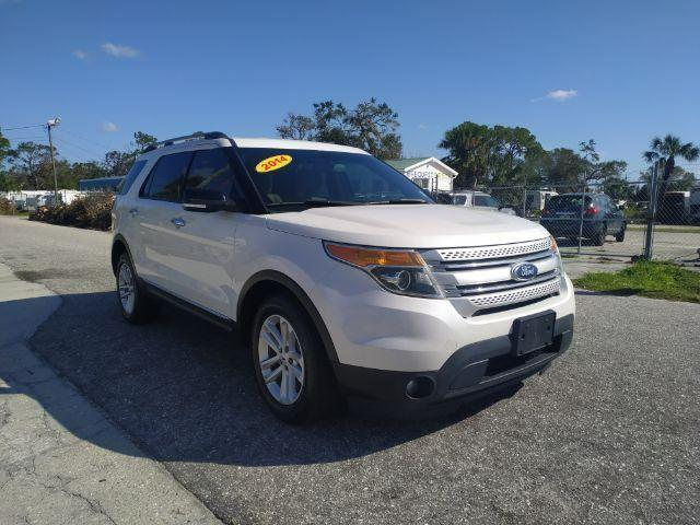 Ford Explorer - Thumbnail 7