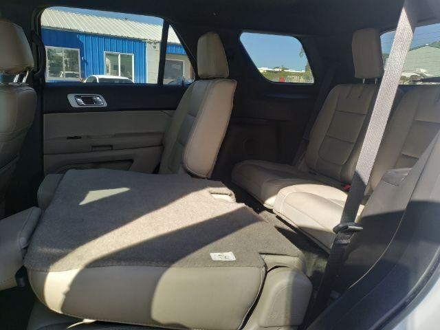Ford Explorer - Thumbnail 13