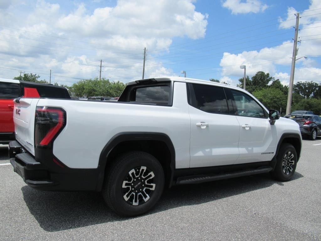 Gmc Sierra Ev Elevation Extended Range Four Wheel Drive Crew Cab - Thumbnail 8