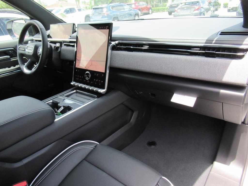 Gmc Sierra Ev Elevation Extended Range Four Wheel Drive Crew Cab - Thumbnail 13