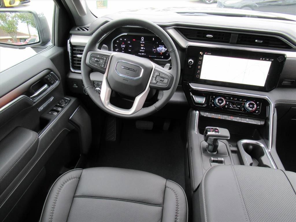 Gmc Sierra 1500 Denali Four Wheel Drive Crew Cab - Thumbnail 14