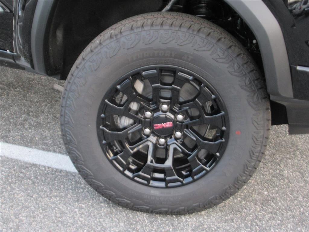 Gmc Canyon Elevation Rear Wheel Drive Crew Cab - Thumbnail 8