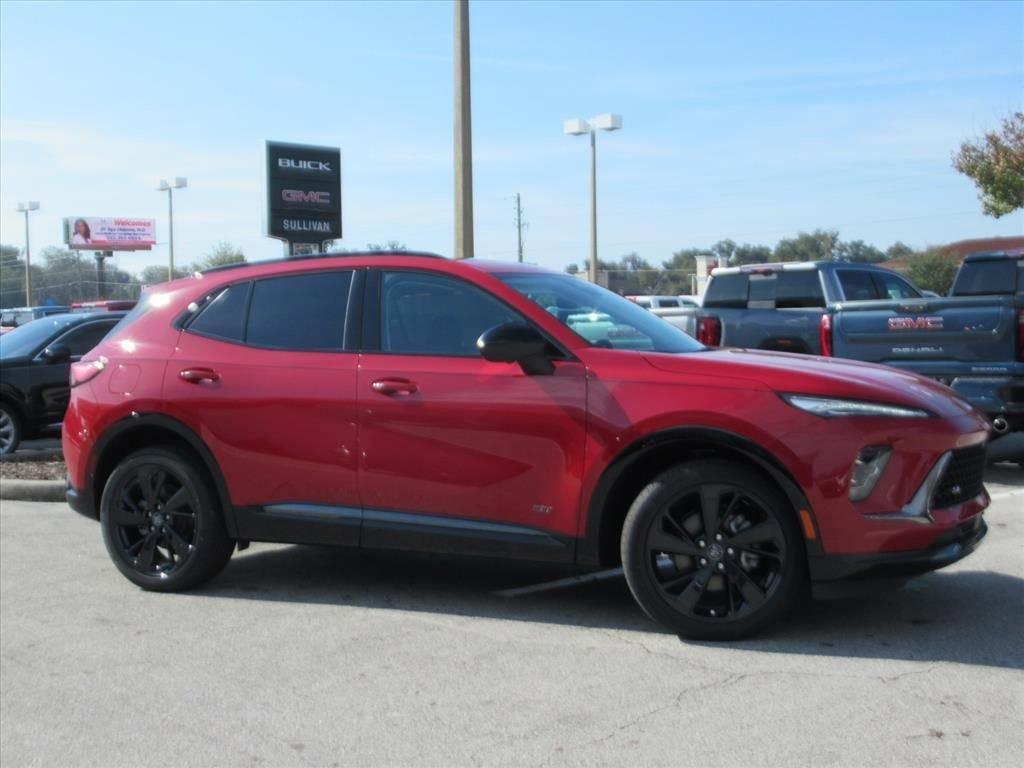 Buick Envision Sport Touring All Wheel Drive Suv - Thumbnail 3