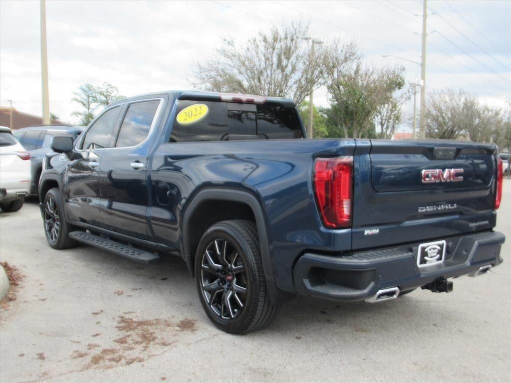 Gmc Sierra 1500 Denali Four Wheel Drive Crew Cab - Thumbnail 5