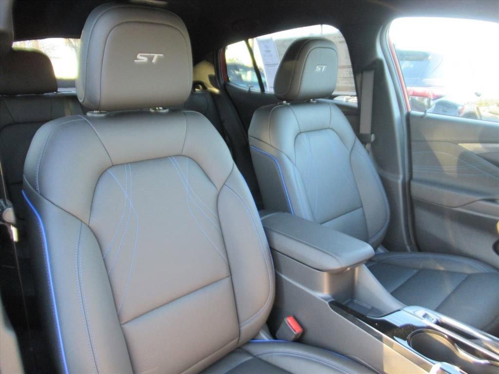 Buick Envista Sport Touring Front Wheel Drive Suv - Thumbnail 9