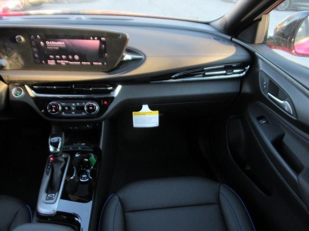 Buick Envista Sport Touring Front Wheel Drive Suv - Thumbnail 14