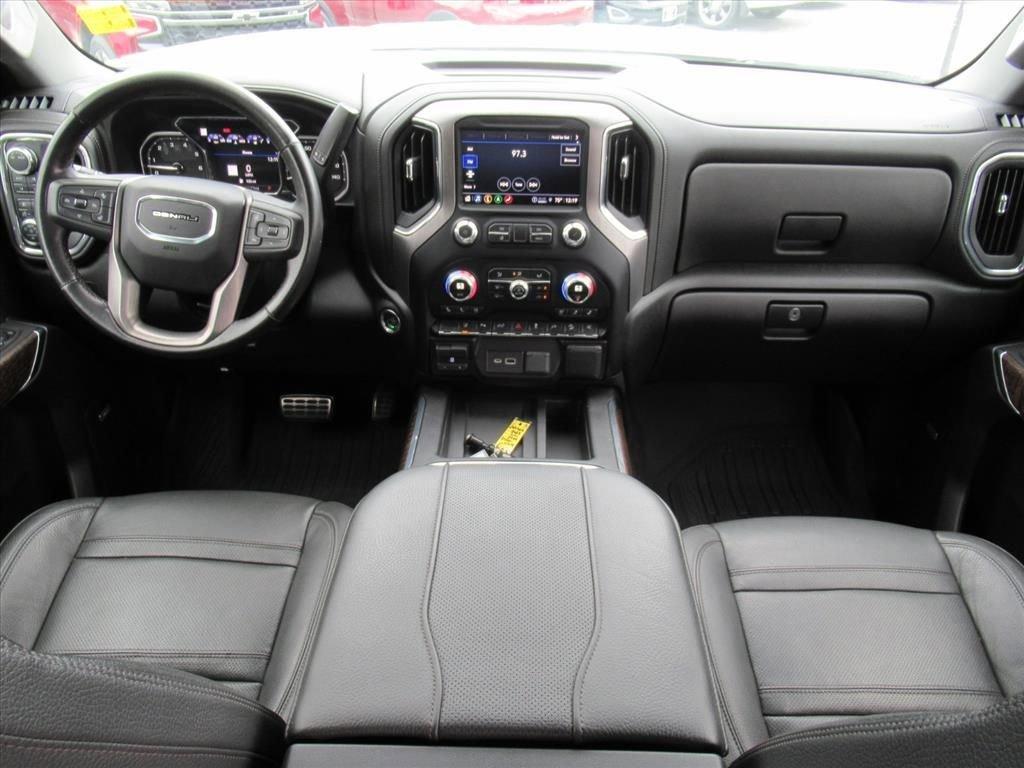 Gmc Sierra 2500 Hd Denali Four Wheel Drive Crew Cab - Thumbnail 16