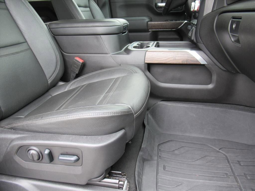 Gmc Sierra 2500 Hd Denali Four Wheel Drive Crew Cab - Thumbnail 14