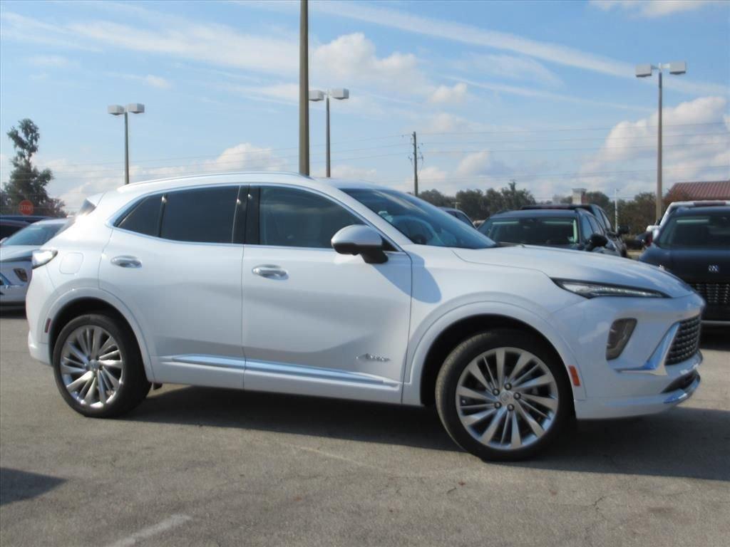 Buick Envision Avenir All Wheel Drive Suv - Thumbnail 3