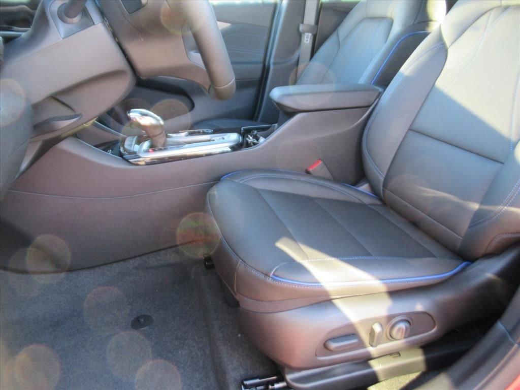 Buick Envista Sport Touring Front Wheel Drive Suv - Thumbnail 16