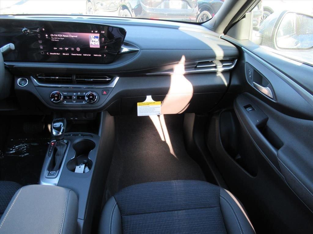 Buick Envista Preferred Front Wheel Drive Suv - Thumbnail 14