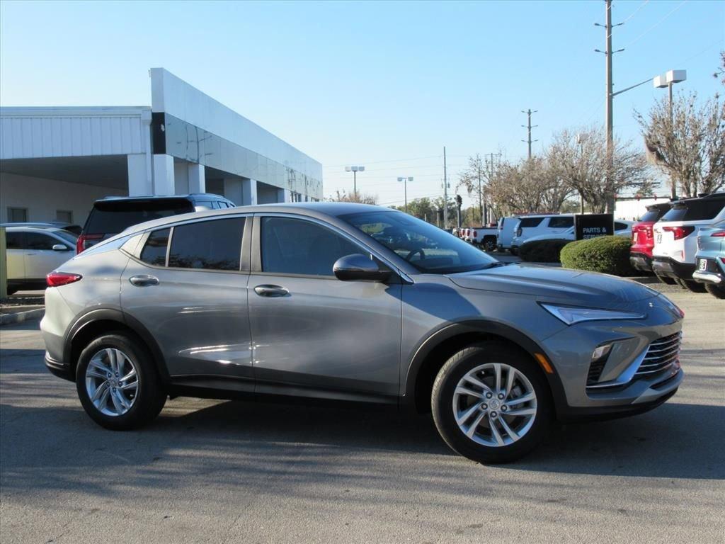 Buick Envista Preferred Front Wheel Drive Suv - Thumbnail 3