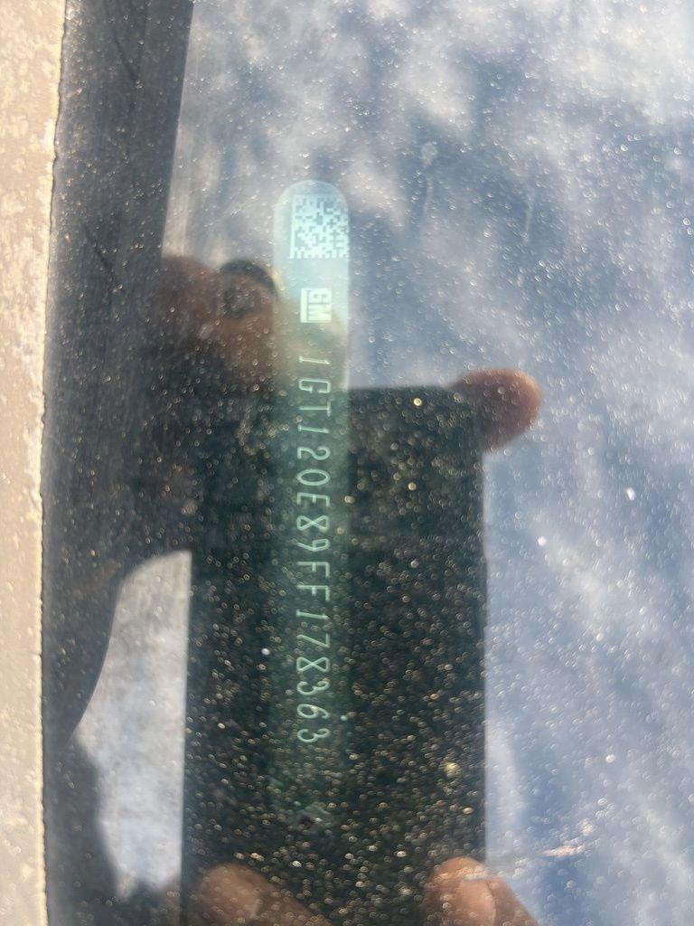 Gmc Sierra 2500 Hd Denali Four Wheel Drive Crew Cab - Thumbnail 9