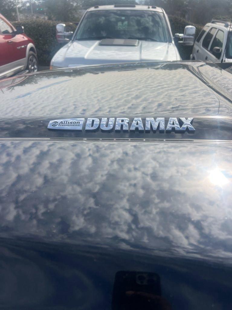 Gmc Sierra 2500 Hd Denali Four Wheel Drive Crew Cab - Thumbnail 8