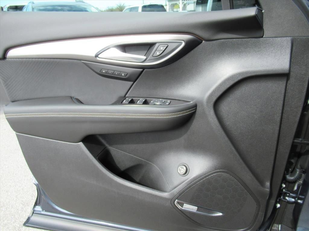 Buick Envision Sport Touring All Wheel Drive Suv - Thumbnail 18