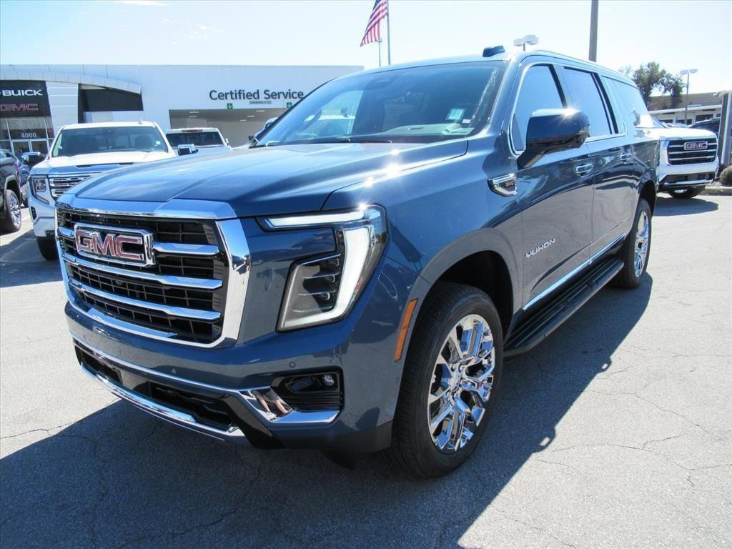 Gmc Yukon Xl Elevation Rear Wheel Drive Suv - Thumbnail 4