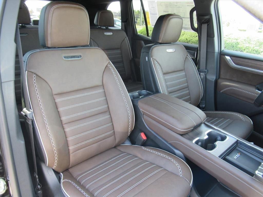 Gmc Acadia Denali Ultimate Front Wheel Drive Suv - Thumbnail 8