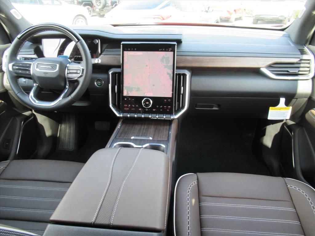 Gmc Acadia Denali Ultimate Front Wheel Drive Suv - Thumbnail 12