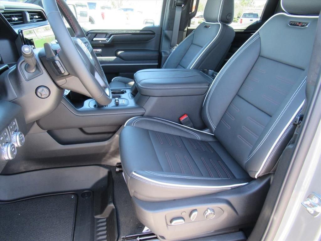 Gmc Sierra 1500 At4X Four Wheel Drive Crew Cab - Thumbnail 20