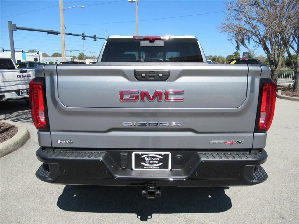 Gmc Sierra 1500 At4X Four Wheel Drive Crew Cab - Thumbnail 7