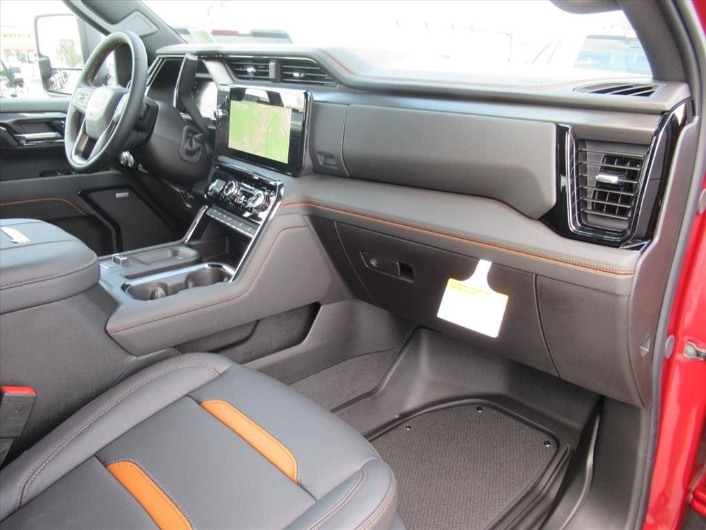 Gmc Sierra 2500 Hd At4 Four Wheel Drive Crew Cab - Thumbnail 12