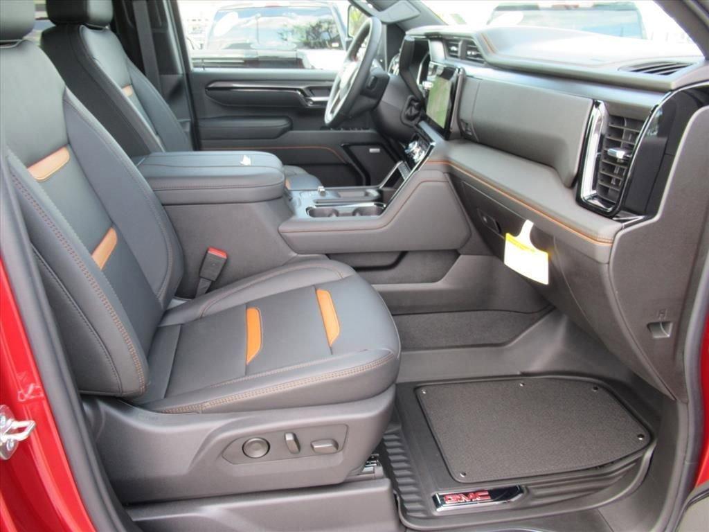 Gmc Sierra 2500 Hd At4 Four Wheel Drive Crew Cab - Thumbnail 11