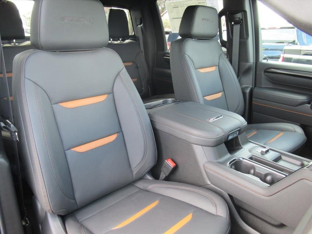 Gmc Sierra 2500 Hd At4 Four Wheel Drive Crew Cab - Thumbnail 10