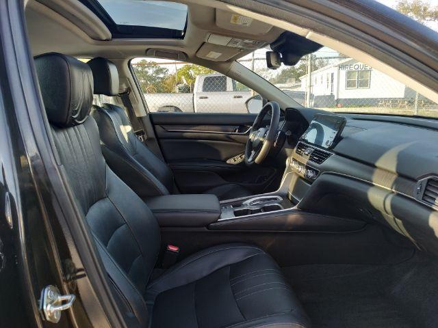 Honda Accord - Thumbnail 14