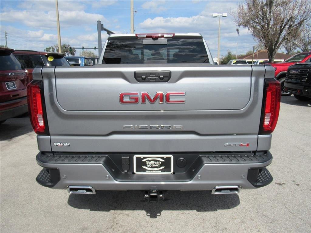 Gmc Sierra 1500 At4 Four Wheel Drive Crew Cab - Thumbnail 6