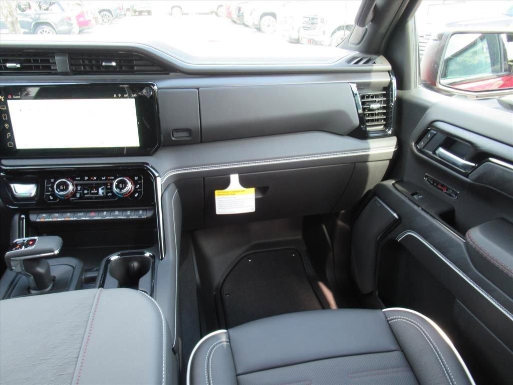 Gmc Sierra 1500 At4X Four Wheel Drive Crew Cab - Thumbnail 13