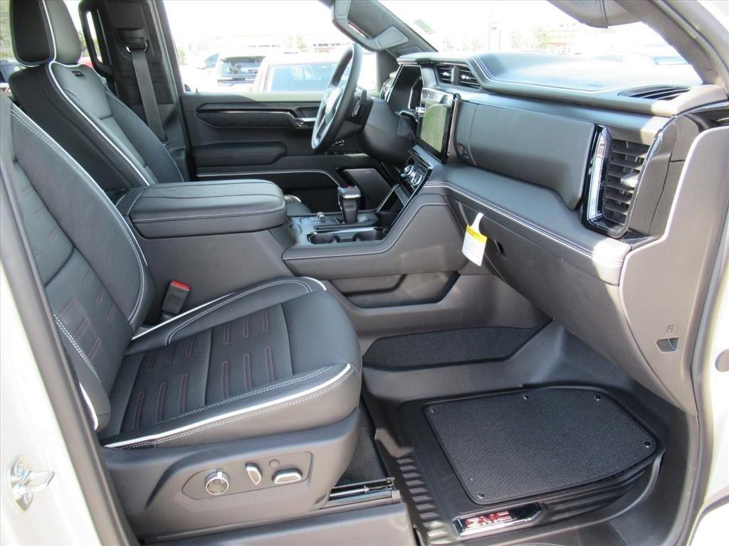 Gmc Sierra 1500 At4X Four Wheel Drive Crew Cab - Thumbnail 10