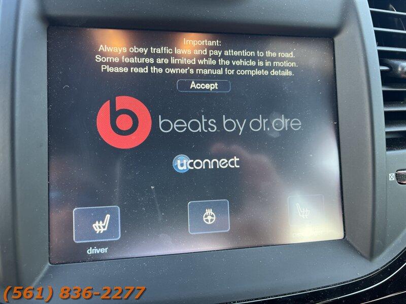 Chrysler 300 Series S V6 - Thumbnail 14